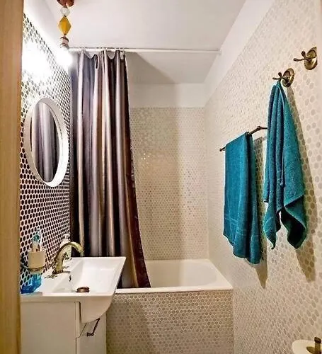 Poetry I Piata Victorei * Bucarest