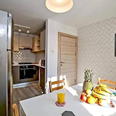 Apartament Poetry I Piata Victorei
